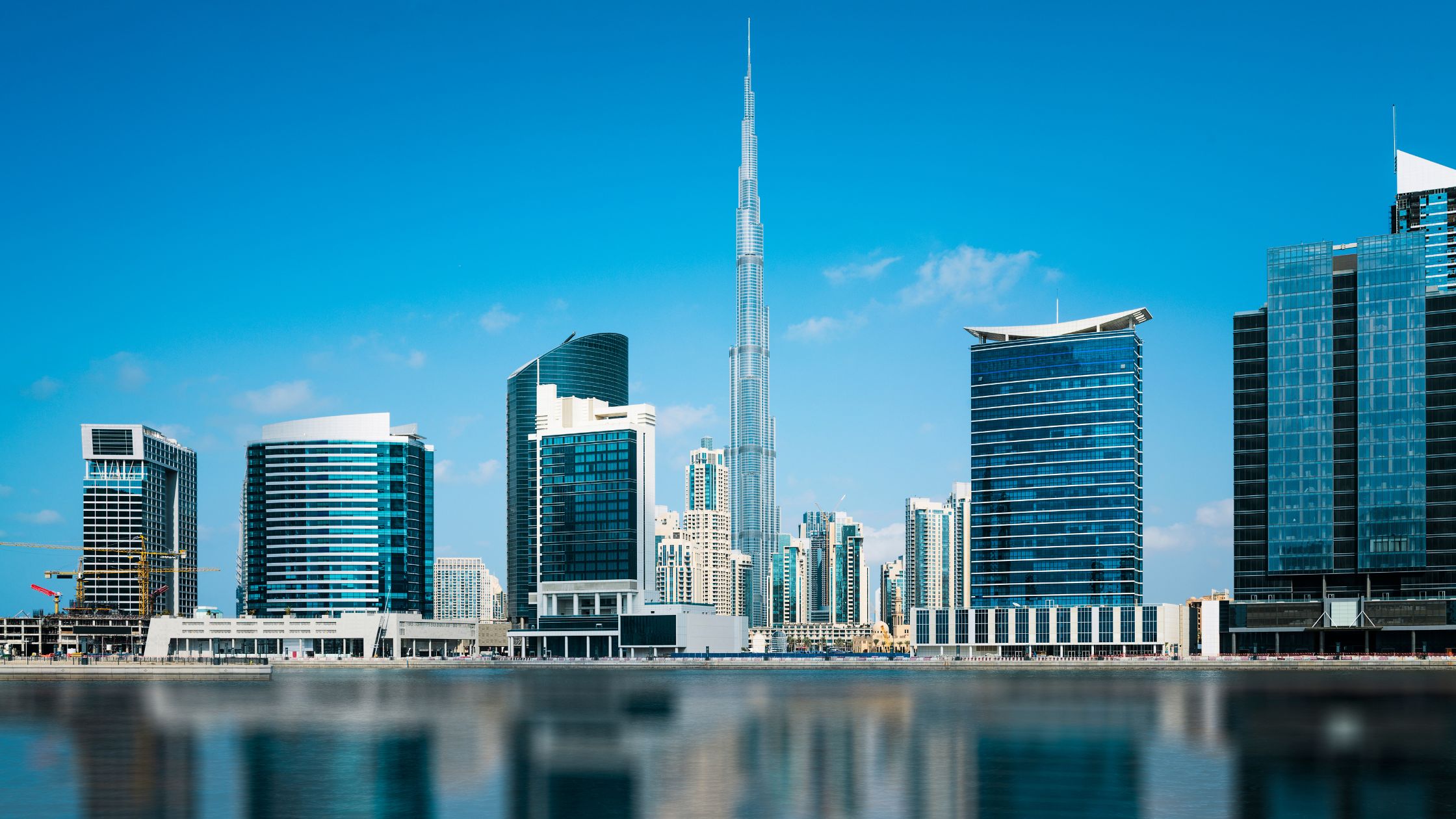 The Average Salary In Dubai costs Comparison Outsourcing Time 