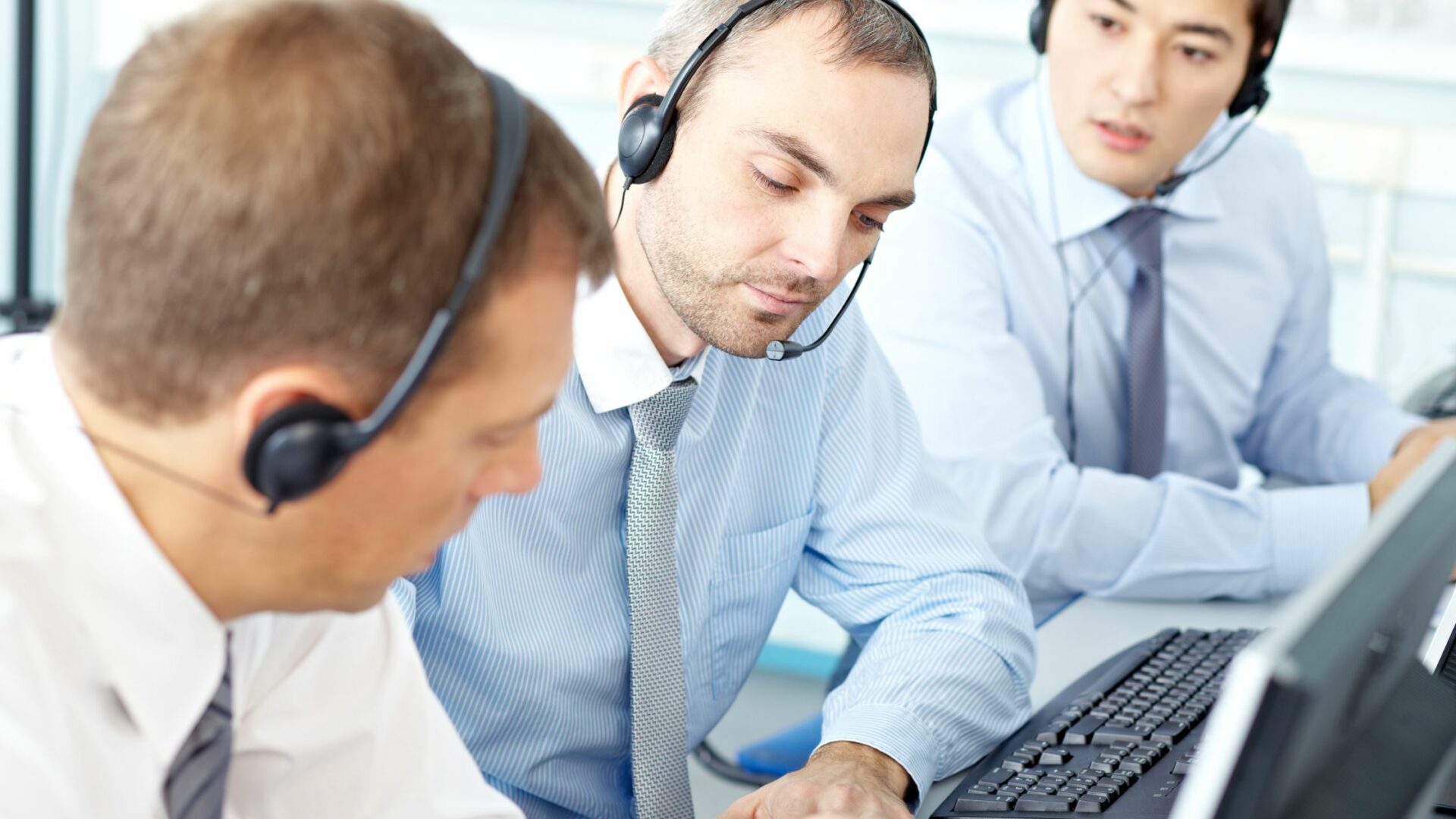 A definitive guide to call center compliance