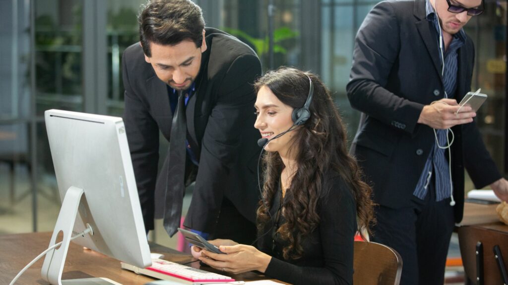 What is contact center compliance & how to tackle it?